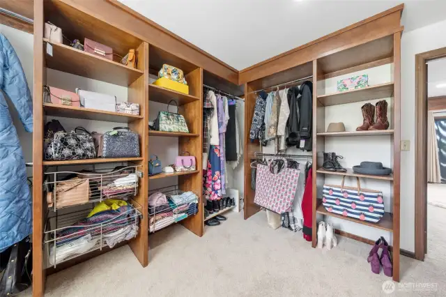 Oversized walk-in closet in the second primary suite. Two large windows providing an abundance of natural light.
