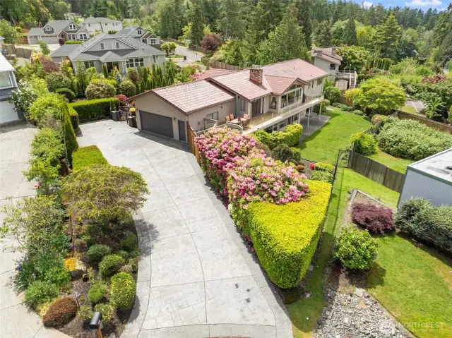 Beautiful, stamped driveway with ample parking.