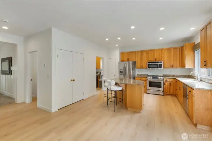 Lots of kitchen cabinet storage