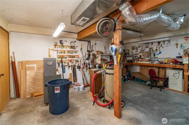 Basement shop & 2 car attached garge.