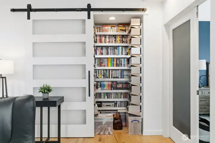 Custom media station.