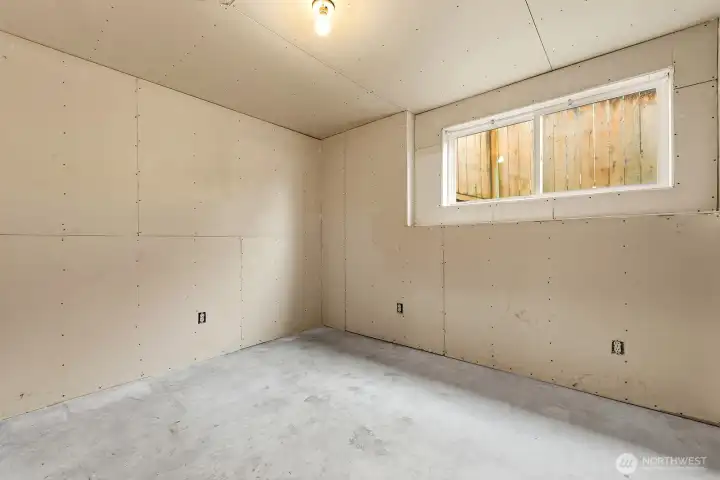 Extra room to be finished