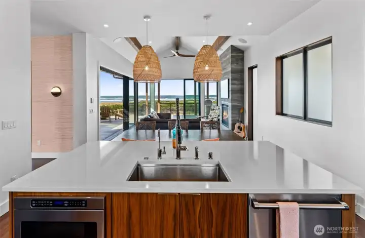 Chefs View with insta-hot water dispenser