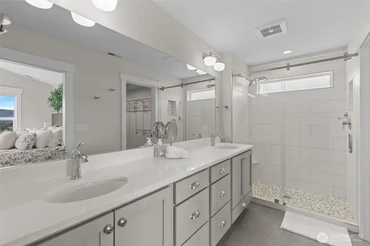 Primary Bath shower!! Soooo much room