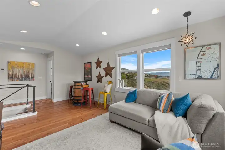 2nd floor bonus room