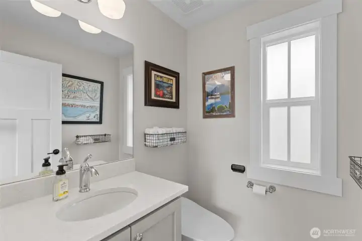 1/2 bath off the 2nd floor bonus room