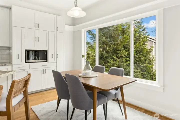Sunny breakfast nook, aka the informal dining