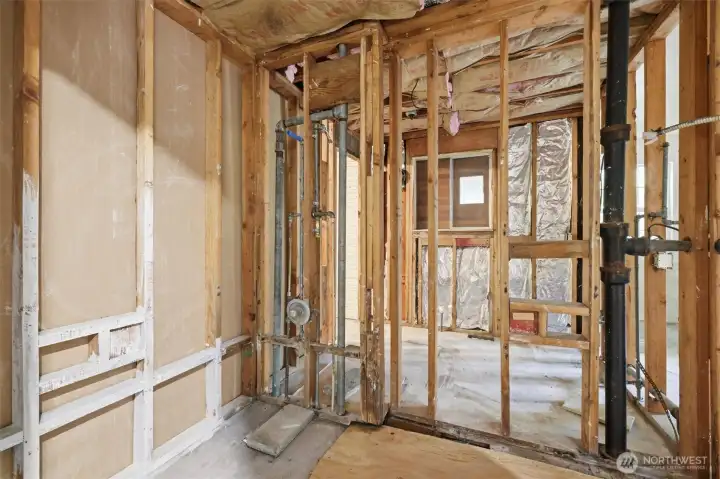 Current primary bathroom.