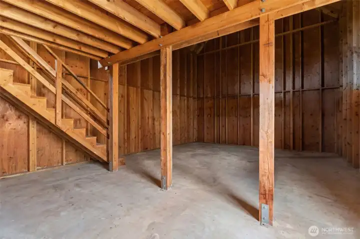 Barn/shop