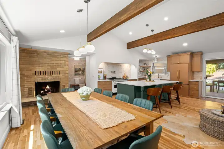 This room was designed with hosting in mind. The 10ft island and large dining space will fit and inspire all your guests!