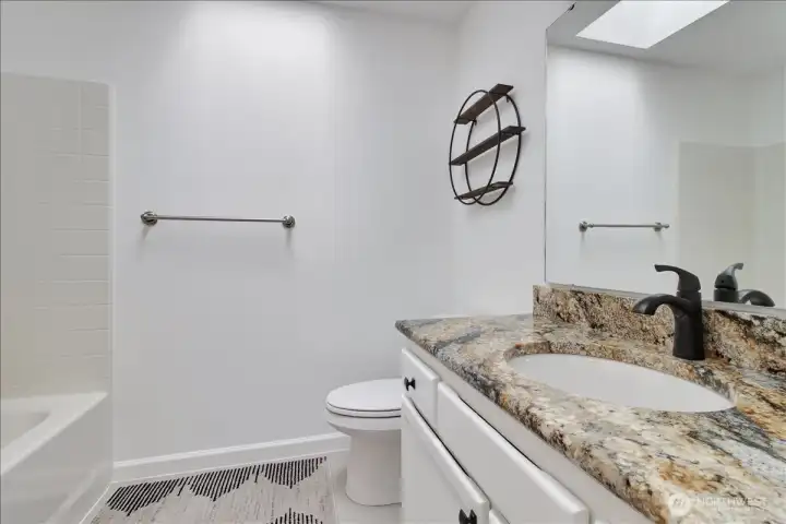 Full guest bathroom