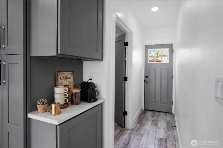 Items on the countertops were virtually staged
