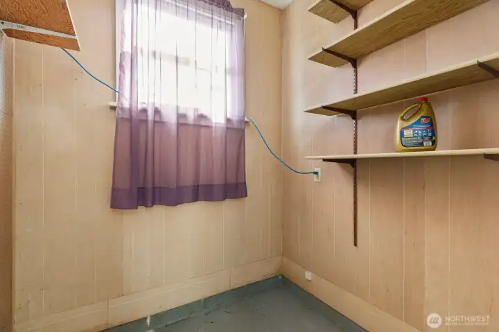 Extra storage off kitchen for pantry
