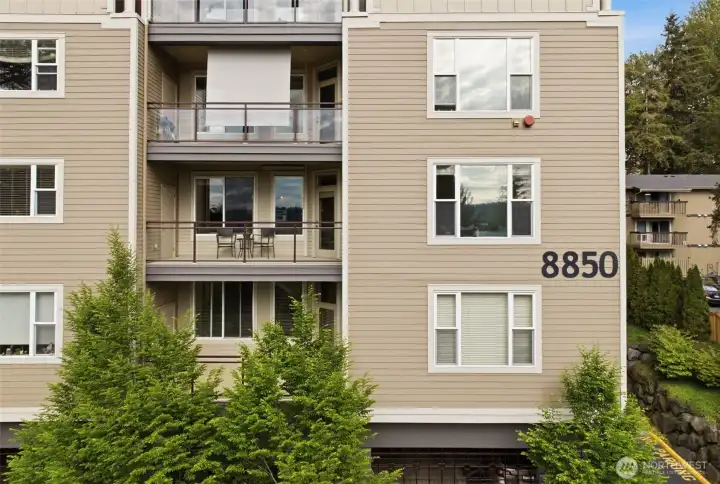 End unit is right above the 8850 nuimbers on the building End unit is right above the 8850 nuimbers on the building