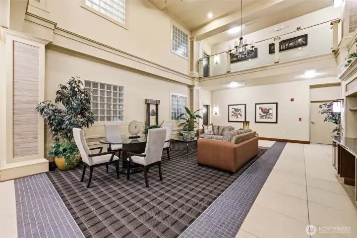 Builidng lobby Builidng lobby