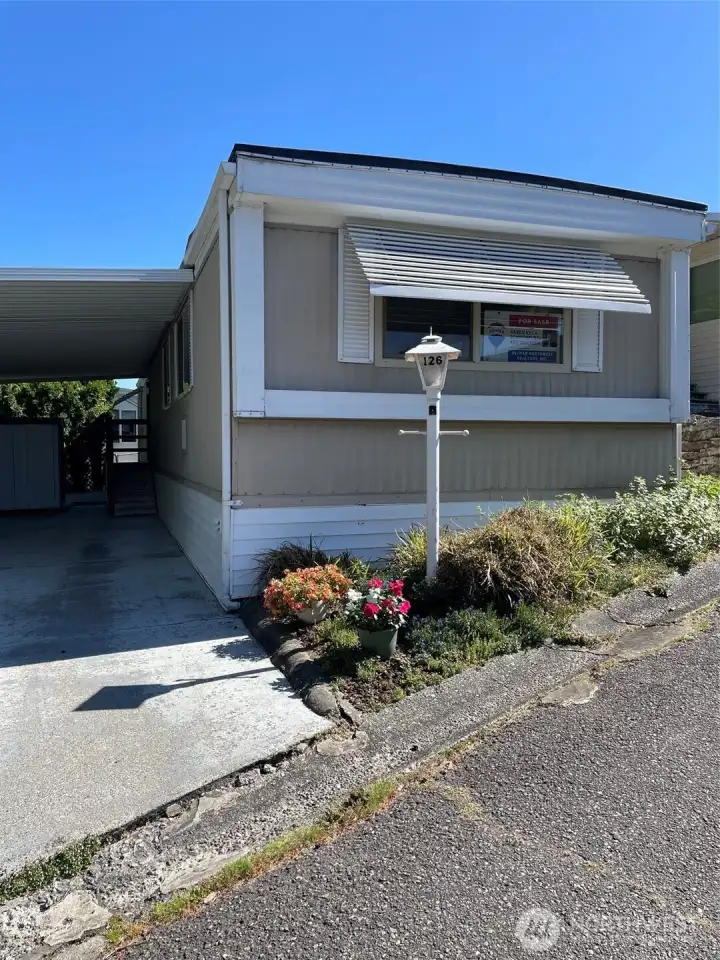 Complete remodel, lives like a new home