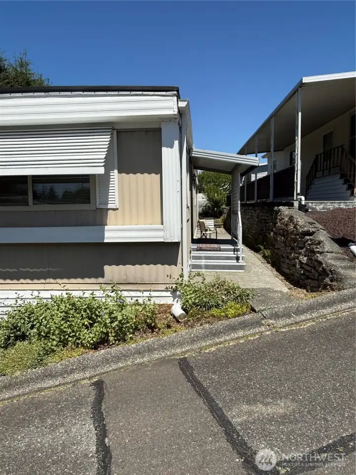 Complete remodel; lives like a new home