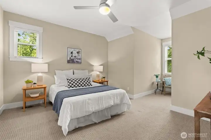 2nd bedroom/jr suite walk in closets