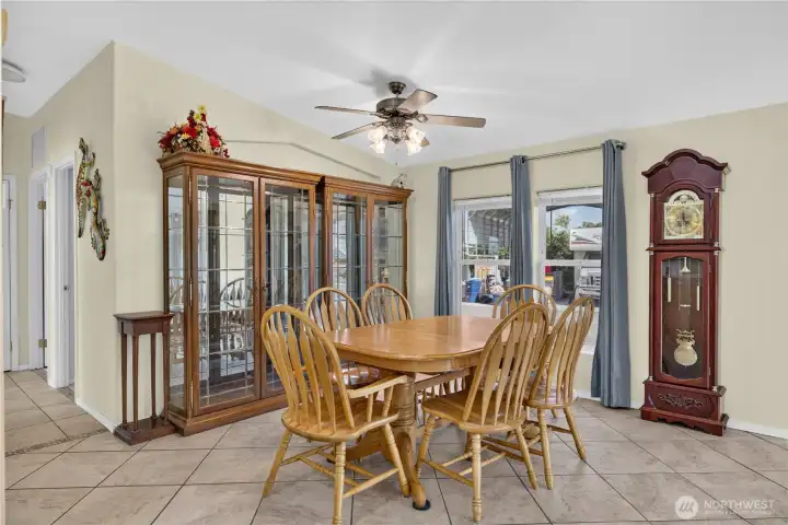Home comes with table and hutches Home comes with table and hutches