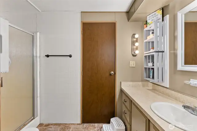 Mobile Home B