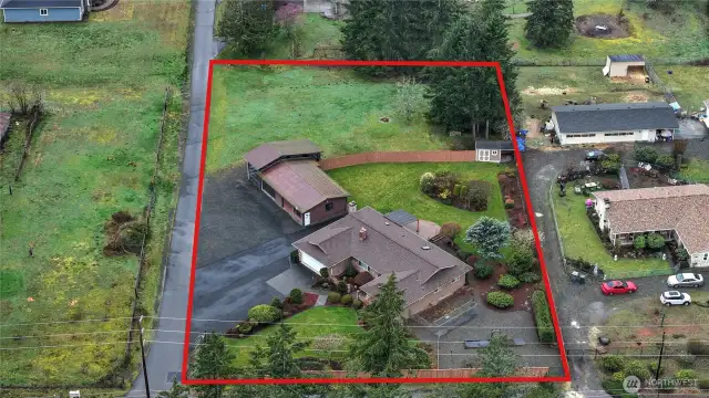 Rambler - Detached Shop on 1 Acre.
