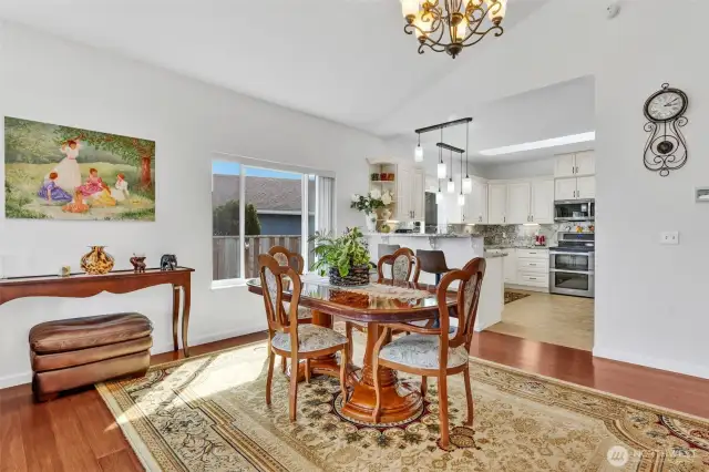 Adjacent to the Living Room is a great dining space. Conveniently located to the kitchen making any meal service easy. Entertain with pride in the open kitchen with tons of space to prepare your favorite meal or cocktail.