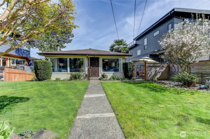 Welcome to 610 27th Ave E.
