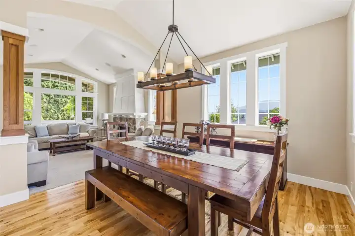 Dining room with beautiful open-sky views