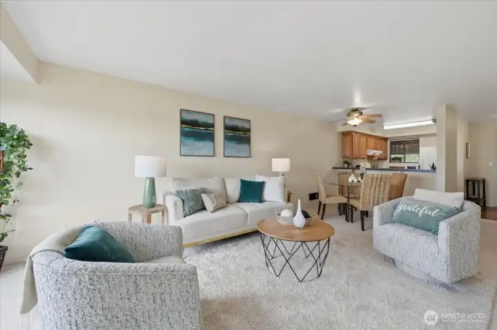 Roomy Living Room/Great Room flows into kitchen - great for staying in contact with vistors