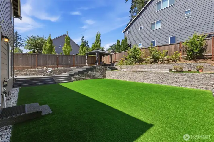 GORGEOUS BACKYARD - astro turf, garden space, gazebo, trex deck