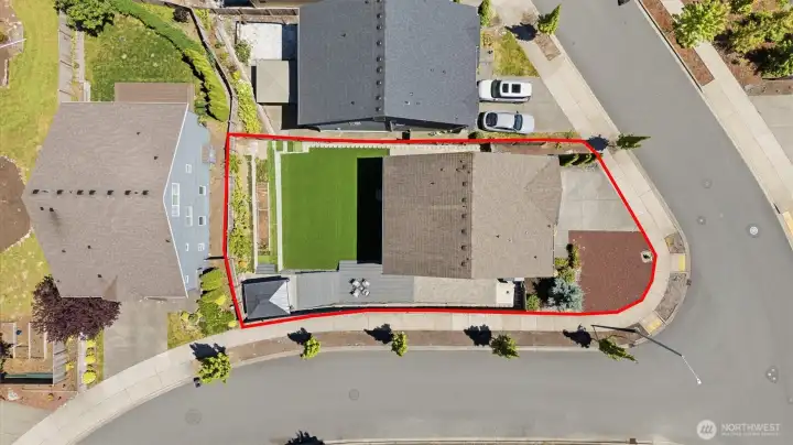 Large corner lot