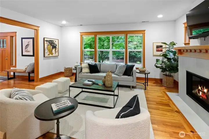 Spacious living room with plenty of light