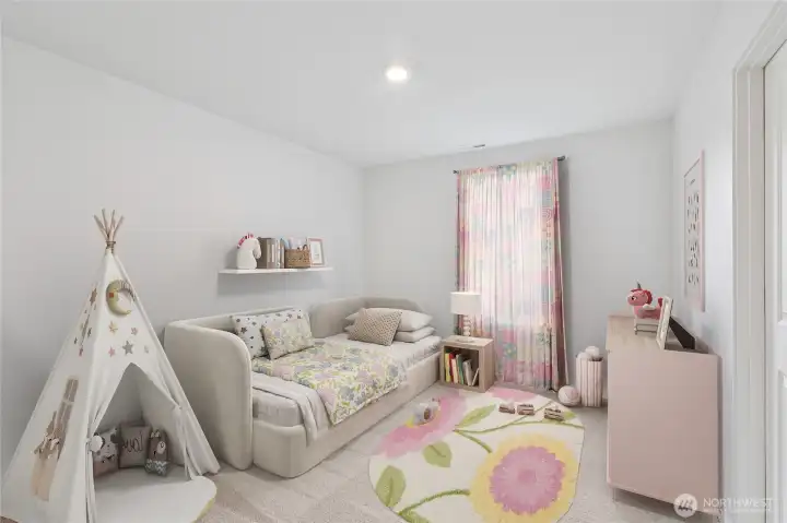 VIRTUALLY STAGED: Bed#2