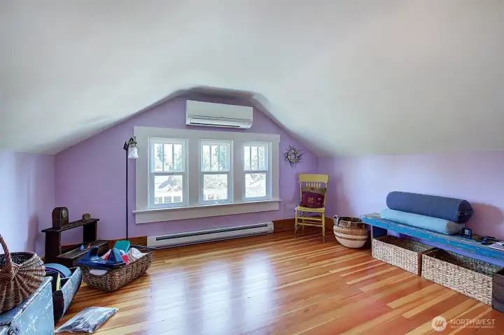 4th room ready to be your yoga studio of bedroom. 4th room ready to be your yoga studio of bedroom.