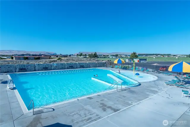 Community pool