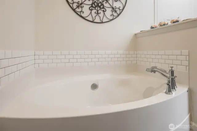 Soaking tub in primary.