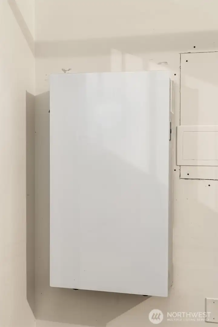 Tesla house power cell