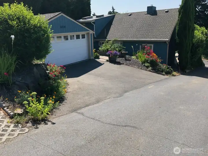 Full sized 2 car garage