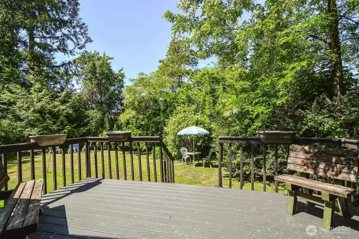 Trex deck overlooking the private back yard & garden area.