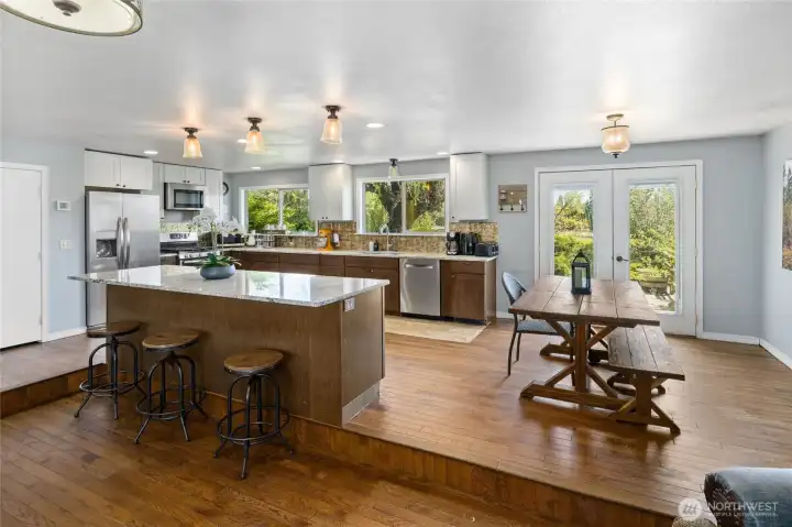 Kitchen and dining area.