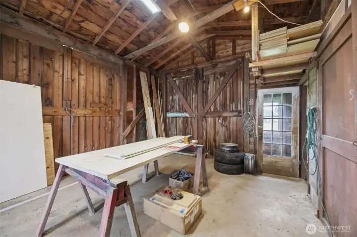 Great space with access to drive into this first shop room. This rustic shop has so much space to work in, create in, use for your business. Great space with access to drive into this first shop room. This rustic shop has so much space to work in, create in, use for your business.
