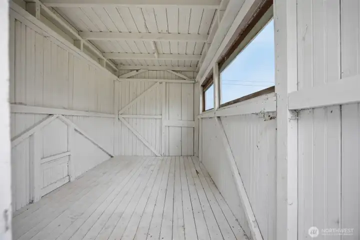 Another area for shop space or storage. Another area for shop space or storage.
