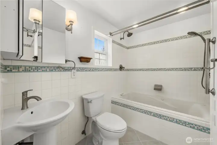 Primary bath.
