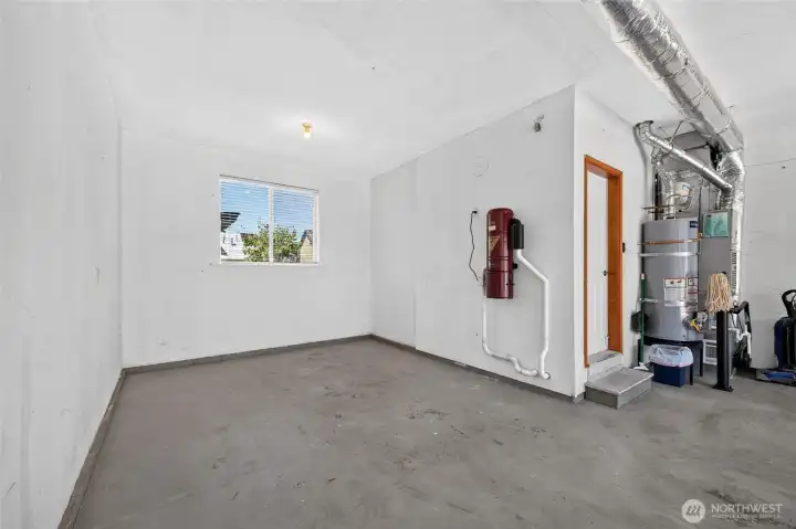 Tandem garage with central vacuum Tandem garage with central vacuum