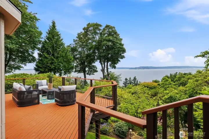 The gathering and viewing of nature, sun and fresh air. Oh, did I mention how private this home is? The gathering and viewing of nature, sun and fresh air. Oh, did I mention how private this home is?