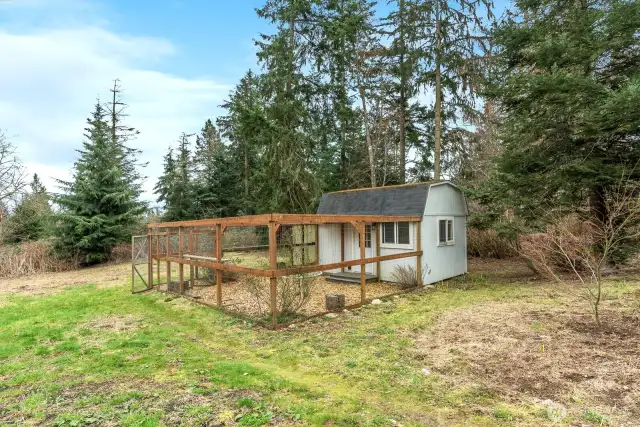 Cabin with safe enclosure