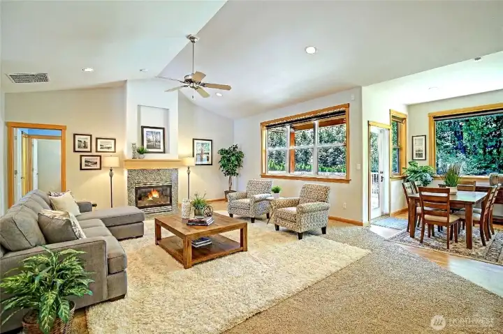 Living room - virtually staged