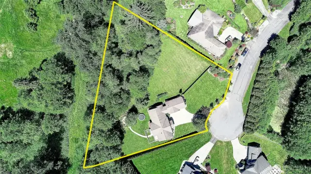 Fully fenced back yard + invisible fencing all the way to property line of back yard