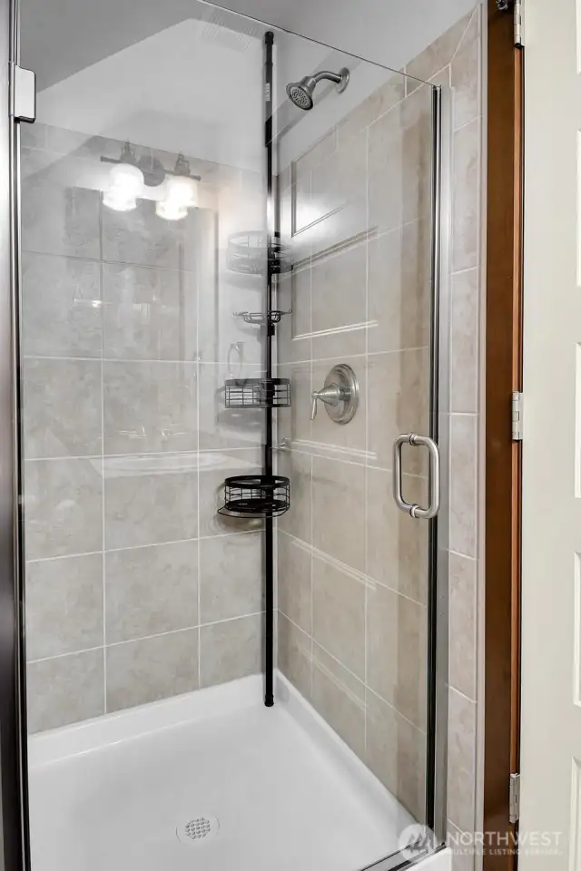 3rd floor 3/4 bath.