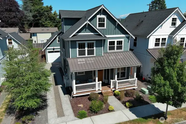 Look at that Driveway!